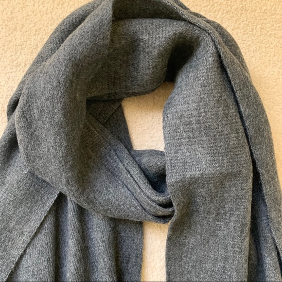 Scarf - Picture 4 of 4